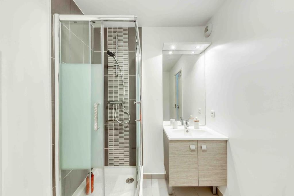 Appartement Moderne, Metro 7, Parking Et Jardin Villejuif Exterior photo