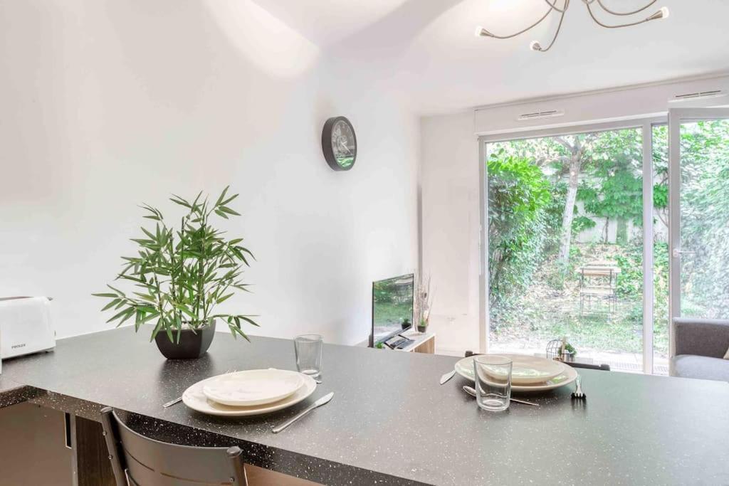 Appartement Moderne, Metro 7, Parking Et Jardin Villejuif Exterior photo